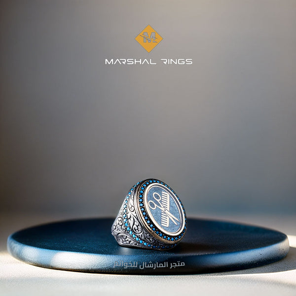 خاتم فضة رجالي 925 مزين بإطار بيضاوي بتصميم مصفف شعر منقوش يدوياً - متجر المارشال للخواتم الرجالية 1
