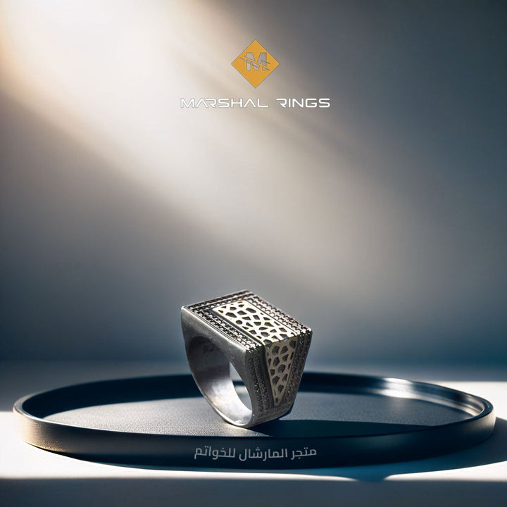 خاتم فضة رجالي 925 مرصع بحجر العقيق مزين بتصميم قطع كسر الزجاج العصري - متجر المارشال للخواتم الرجالية 2