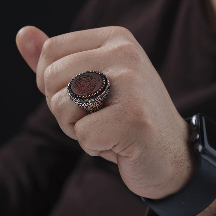 خاتم فضة رجالي 925 مرصع بحجر العقيق منقوش بعبارة "لا غالب إلا الله" - متجر المارشال للخواتم الرجالية 3