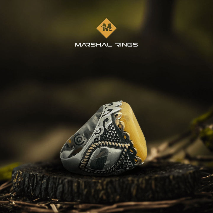 خاتم فضة رجالي 925 مرصع بحجر عنبر أصفر بتصميم هندسي فريد - متجر المارشال للخواتم الرجالية 2