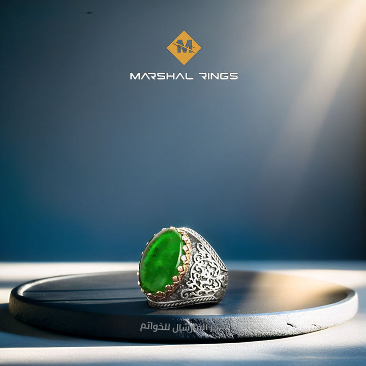 خاتم فضة رجالي 925 مرصع بحجر الكهرمان الأخضر بتصميم عصري - متجر المارشال للخواتم الرجالية 1