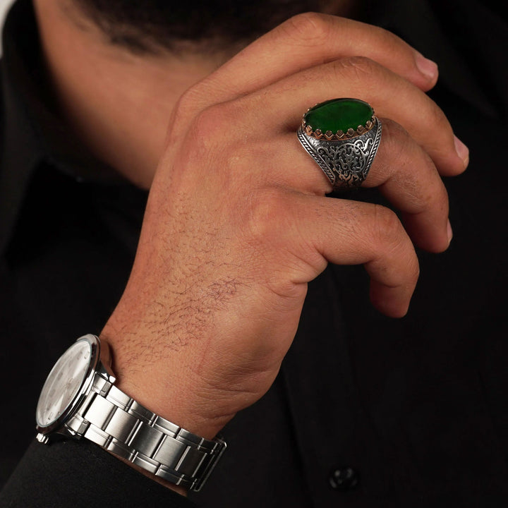 خاتم فضة رجالي 925 مرصع بحجر الكهرمان الأخضر بتصميم عصري - متجر المارشال للخواتم الرجالية 3