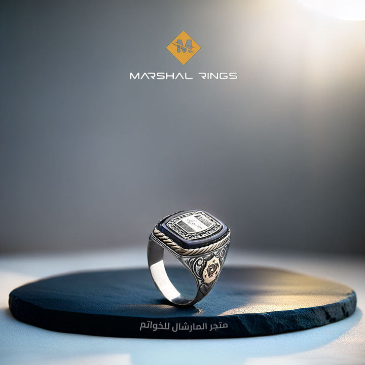 خاتم فضة رجالي 925 مرصع بحجر لامع يحمل نقش "حسبي الله" محفور بإتقان - متجر المارشال للخواتم الرجالية 2