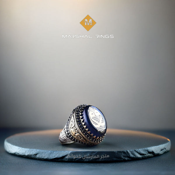 خاتم فضة رجالي 925 مرصع بحجر الكهرمان مزين بحرف الواو - متجر المارشال للخواتم الرجالية 1