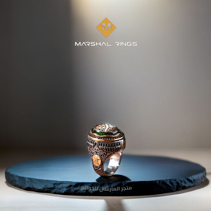 خاتم فضة رجالي 925 مرصح بحجر الكهرمان مزين بنقش سيف ذو الفقار  - متجر المارشال للخواتم الرجالية 2