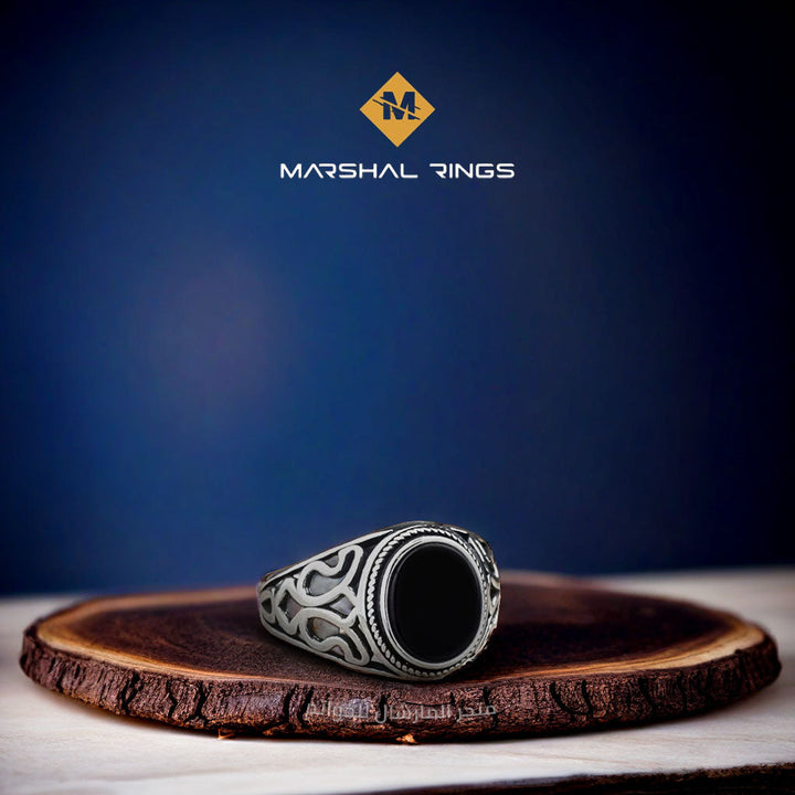 خاتم فضة رجالي  925 مرصع بالأونيكس الأسود بتصميم تراثي - متجر المارشال للخواتم الرجالية 1