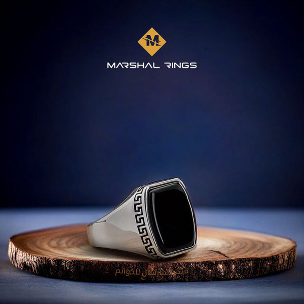 خاتم فضة رجالي  925 مرصع بالأونيكس الأسود بتصميم تراثي فريد - متجر المارشال للخواتم الرجالية 1
