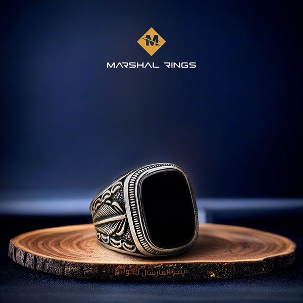 خاتم فضة رجالي  925 مرصع بالأونيكس الأسود بتصميم تراثي فريد - متجر المارشال للخواتم الرجالية 1