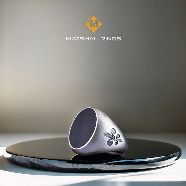 خاتم فضة رجالي 925 مرصع بحجر الأونيكس الأسود ضمن تصميم فاخر - متجر المارشال للخواتم الرجالية 2