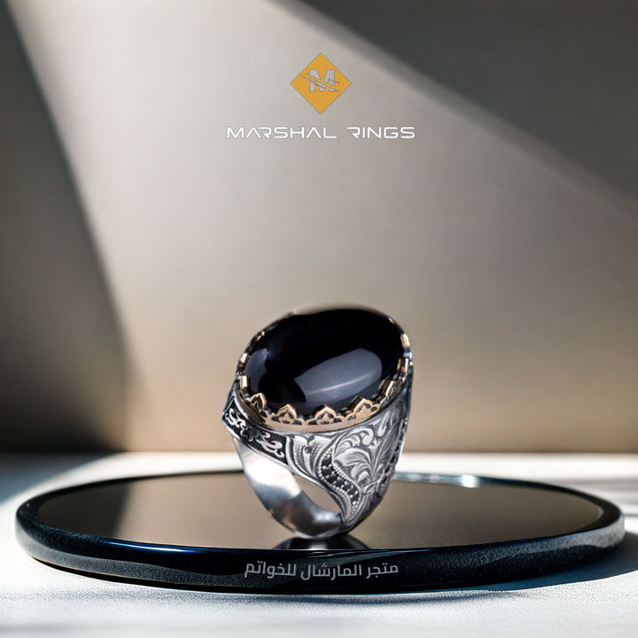 خاتم فضة رجالي 925 مرصع بحجر الأونيكس بتصميم سلطاني راقٍ - متجر المارشال للخواتم الرجالية 3