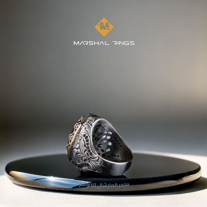 خاتم فضة رجالي 925 مرصع بحجر الأونيكس بتصميم سلطاني راقٍ - متجر المارشال للخواتم الرجالية 4