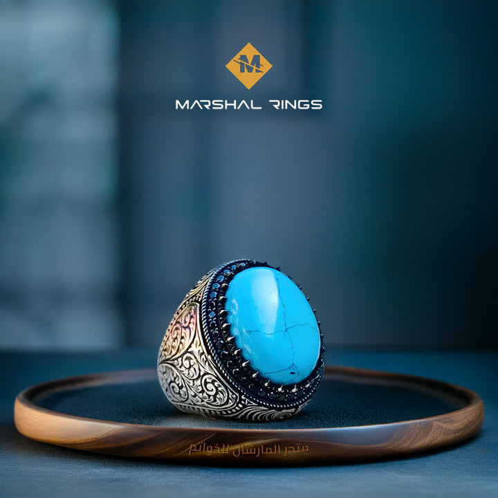 خاتم فضة رجالي 925 كلاسيكي بحجر فيروزي أنيق وتصميم محفور عتيق  - متجر المارشال للخواتم الرجالية 1