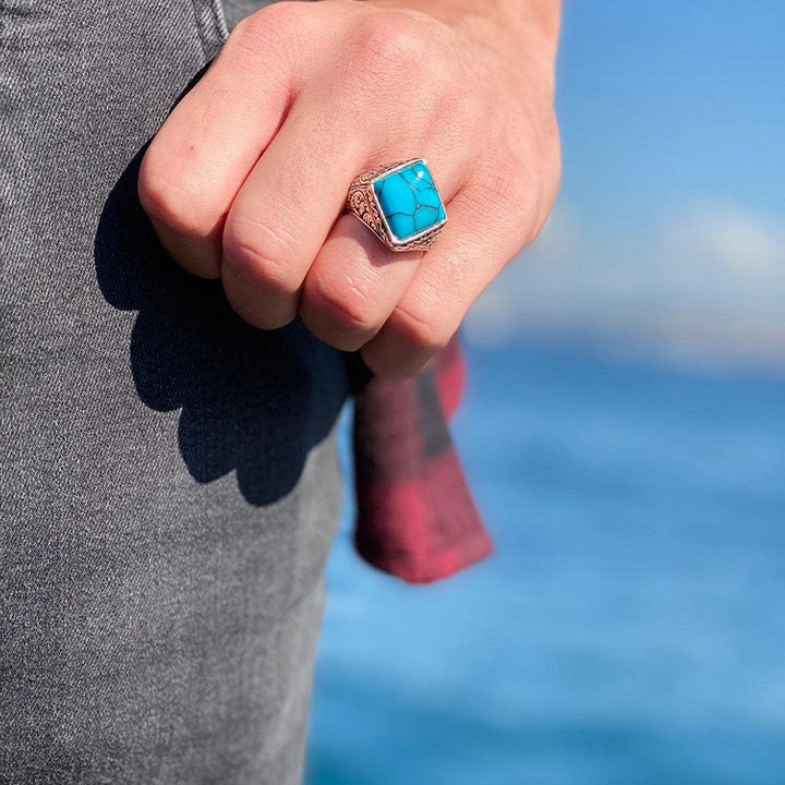 خاتم فضة رجالي 925 ملكي بحجر فيروزي فاخر - متجر المارشال للخواتم الرجالية 3