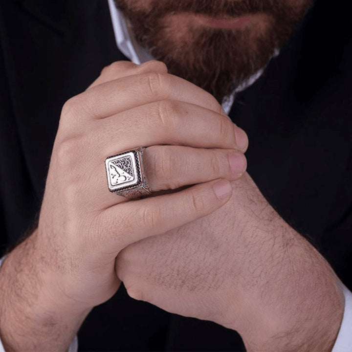خاتم فضة 925 رجالي كلاسيكي مع نقوش سور الفلق والناس - متجر المارشال للخواتم الرجالية 3