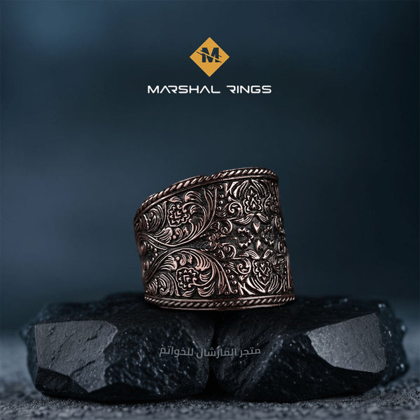خاتم فضة 925 رجالي مزخرف بتصميم أنيق ولمسة شخصية - متجر المارشال للخواتم الرجالية 1