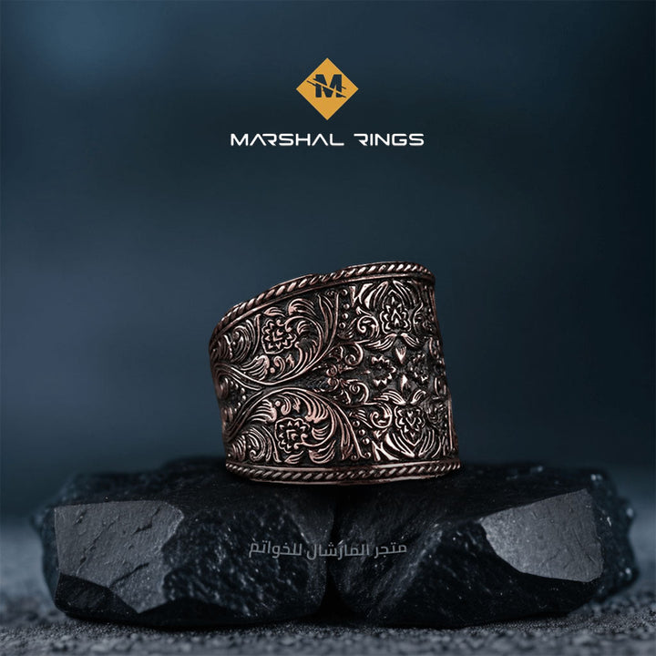 خاتم فضة 925 رجالي مزخرف بتصميم أنيق ولمسة شخصية - متجر المارشال للخواتم الرجالية 1