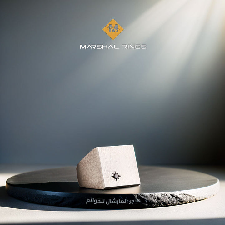 خاتم فضة 925 رجالي مربع الشكل مرصع بحجر زركون ميكرو  - متجر المارشال للخواتم الرجالية 1