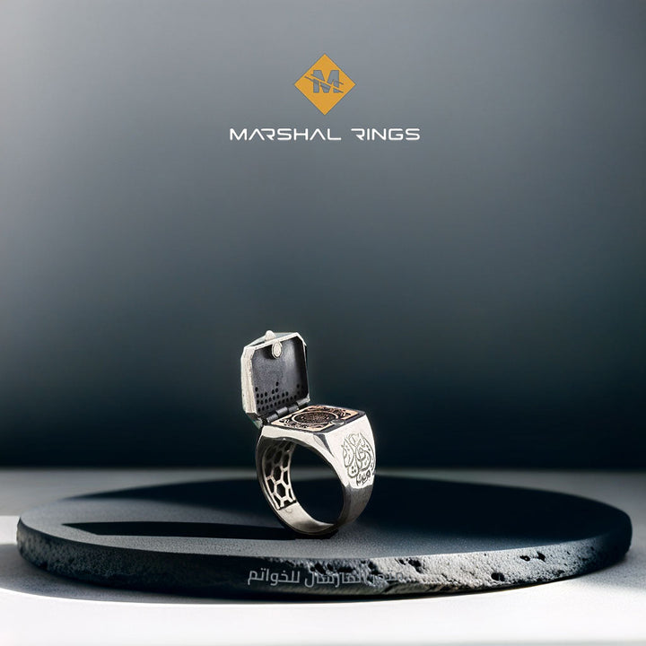 خاتم فضة 925 رجالي بحرف M مميز أنيق - متجر المارشال للخواتم الرجالية 2