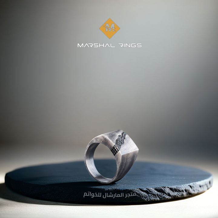 خاتم فضة 925 رجالي مرصع بحجر الزركون الصغير - متجر المارشال للخواتم الرجالية 2
