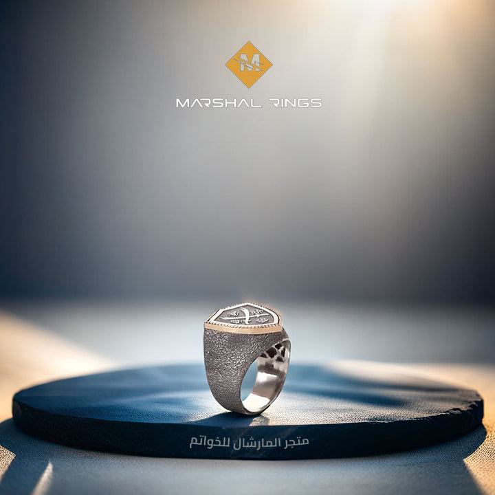 خاتم فضة 925 رجالي موديل الدرع يحتوي على سيفين - متجر المارشال للخواتم الرجالية 2