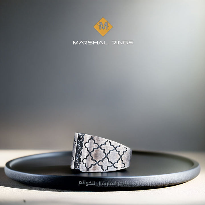 خاتم فضة رجالي عيار 925 مصمم بنقوش بزخرفات من الهندسة الاسلامية - متجر المارشال للخواتم الرجالية 3