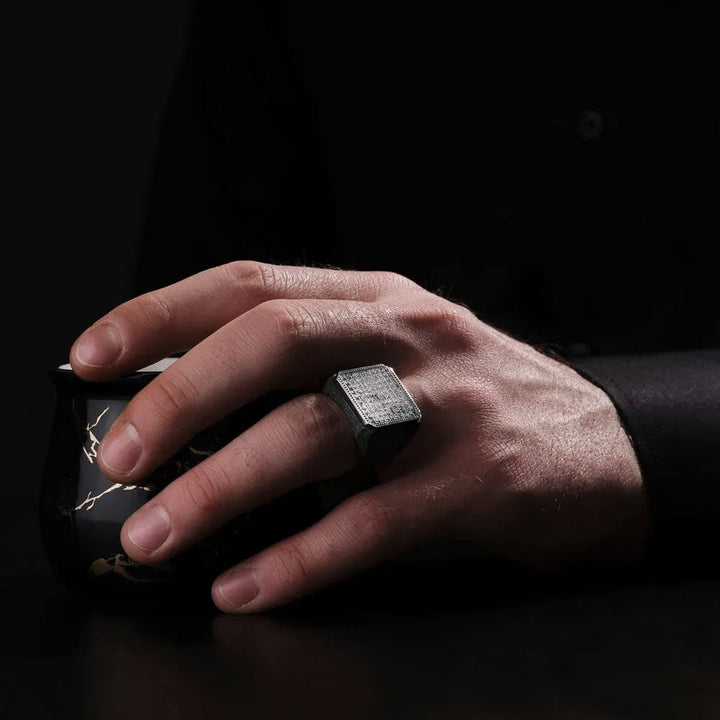 خاتم فضة 925 رجالي نقش كوفي مميز بأسماء الله الحسنى - متجر المارشال للخواتم الرجالية 3