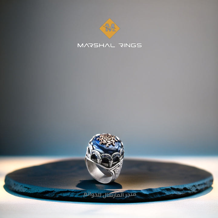 خاتم فضة 925 رجالي مرصع بحجر الكهرمان الازرق تصميم مستوحى من القبة - متجر المارشال للخواتم الرجالية 2