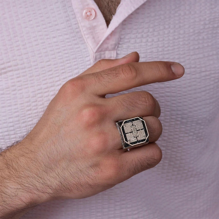 خاتم فضة 925 رجالي نقش بالخط الكوفي  سور ة "الناس" "الفلك" "الإخلاص" "الكافرون" - متجر المارشال للخواتم الرجالية 4