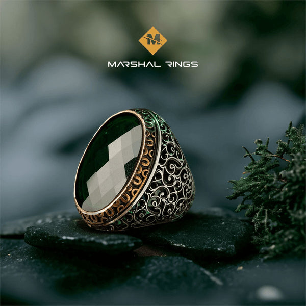 خاتم فضة رجالي عيار 925 مزخرف بحجر زركون أخضر بتصميم كلاسيكي - متجر المارشال للخواتم الرجالية 1