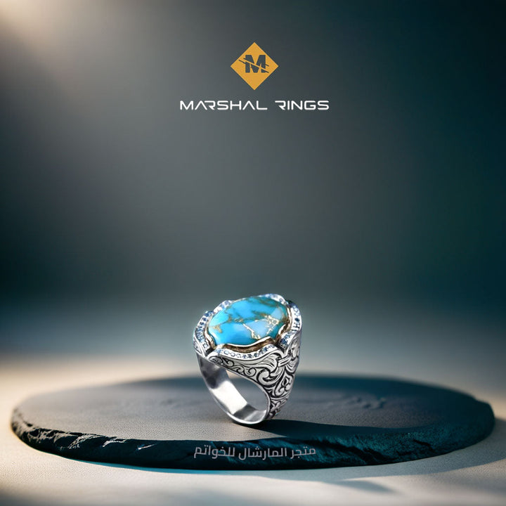 خاتم فضة رجالي 925 مرصع بحجر الفيروز بتصميم منقوش يدوياً وإطار بإحجار الزركون السوداء - متجر المارشال للخواتم الرجالية 2