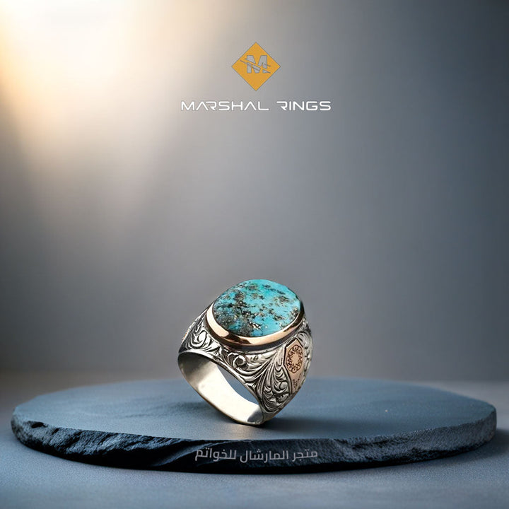 خاتم فضة رجالي 925 مرصع بحجر الفيروز مزين بنقش يدوي - متجر المارشال للخواتم الرجالية 2