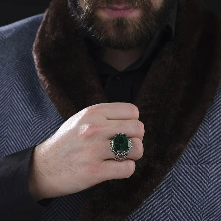 خاتم فضة رجالي 925 مرصع بحجر الفيروز الأريزوني بلمسة جمالية فريدة - متجر المارشال للخواتم الرجالية 3