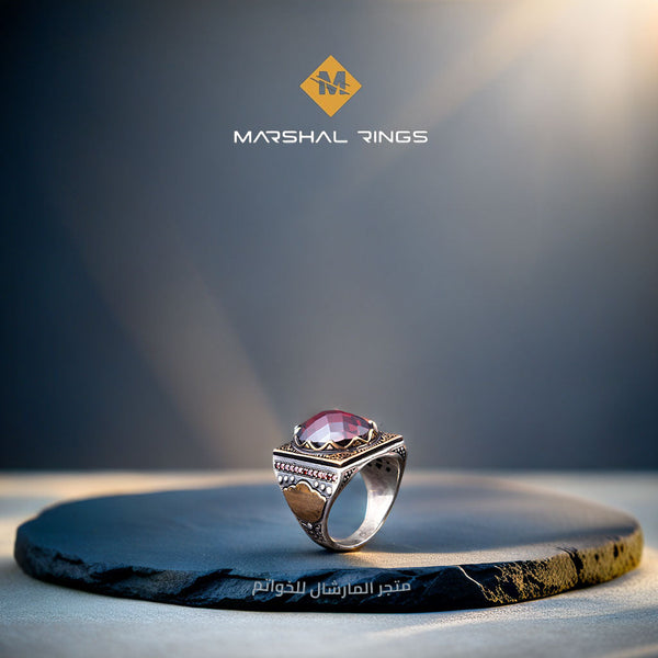 خاتم فضة رجالي 925 مرصع بحجر الزركون الأحمر بتصميم مربع فاخر - متجر المارشال للخواتم الرجالية 1
